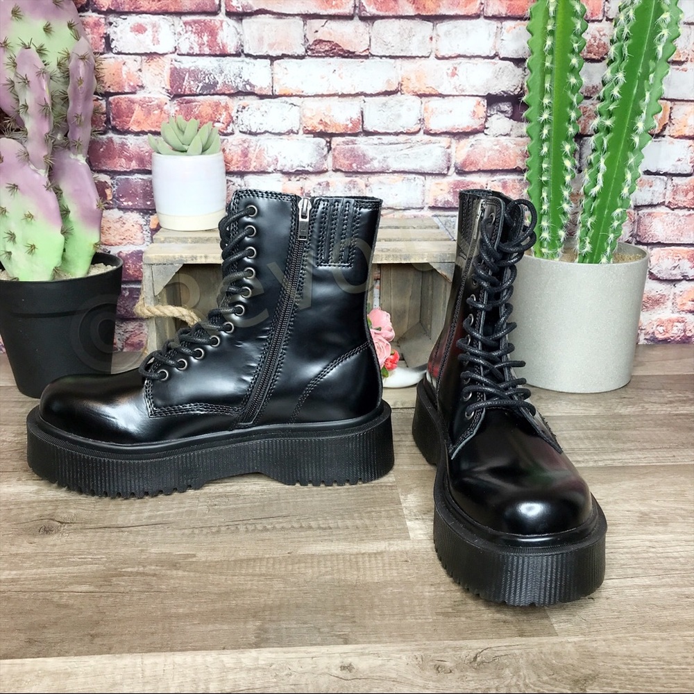 New Jeffrey Campbell Sopas Combat Boots Black Platform Size 9.5 - Picture 5 of 9